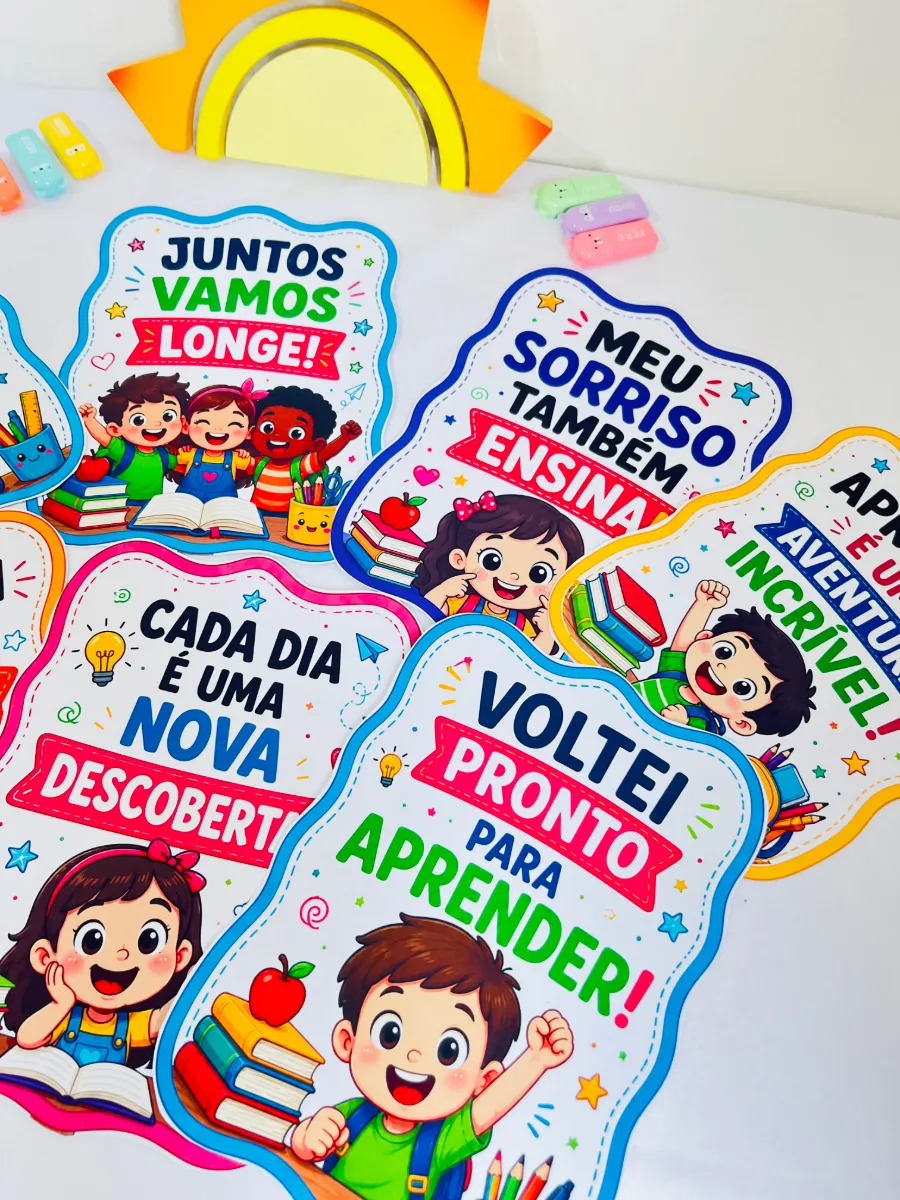 Plaquinhas Volta às Aulas PDF | Fotos e Acolhida — amostra 5: Plaquinhas coloridas de Volta às Aulas em PDF
